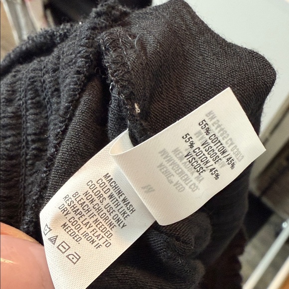 Aerie Black Smocked Waist Joggers - Medium - New with Tags - Picture 7 of 7